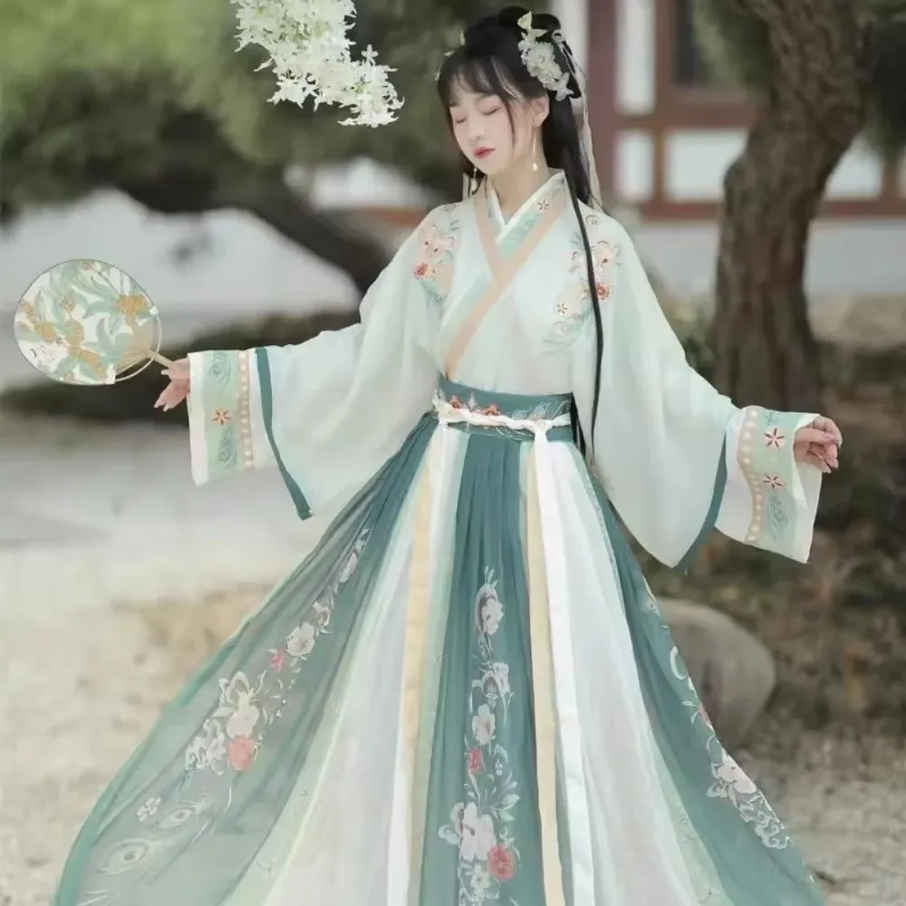 Ethnic Dress Fashion Show - 中国の伝統的なドレス女性服妖精漢服ファッション服エスニックスタイル刺繍パーティーステージショーコスプレ