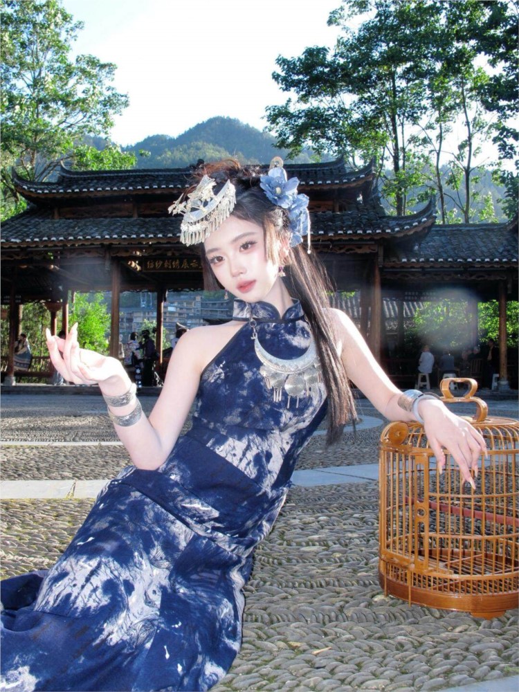 新しいバティックドレス、クールな女性服、エスニックスタイル、 - Ethnic Dress Fashion Show のレビューと価格