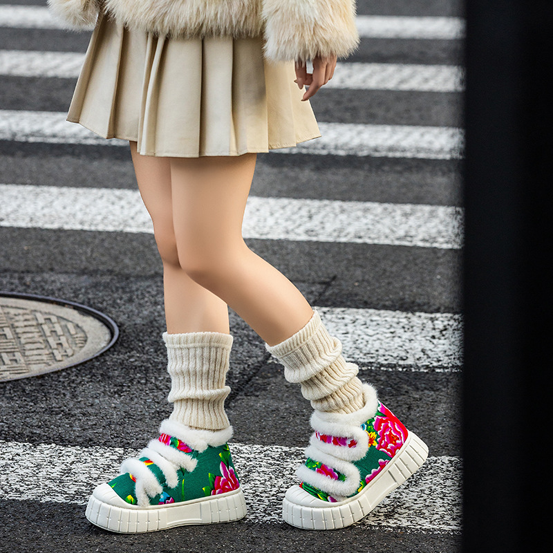 SHAJI 女性用花柄プリントクローズドバックコットンスリッ - Ethnic Fabric のレビューと価格