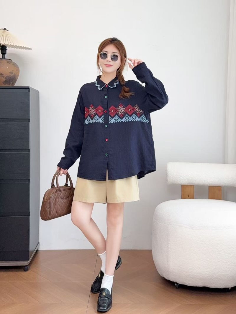 新しい 2026 秋の女性の綿長袖シャツ、ターンダウンカラー - Ethnic Fashion Clothing のレビューと価格